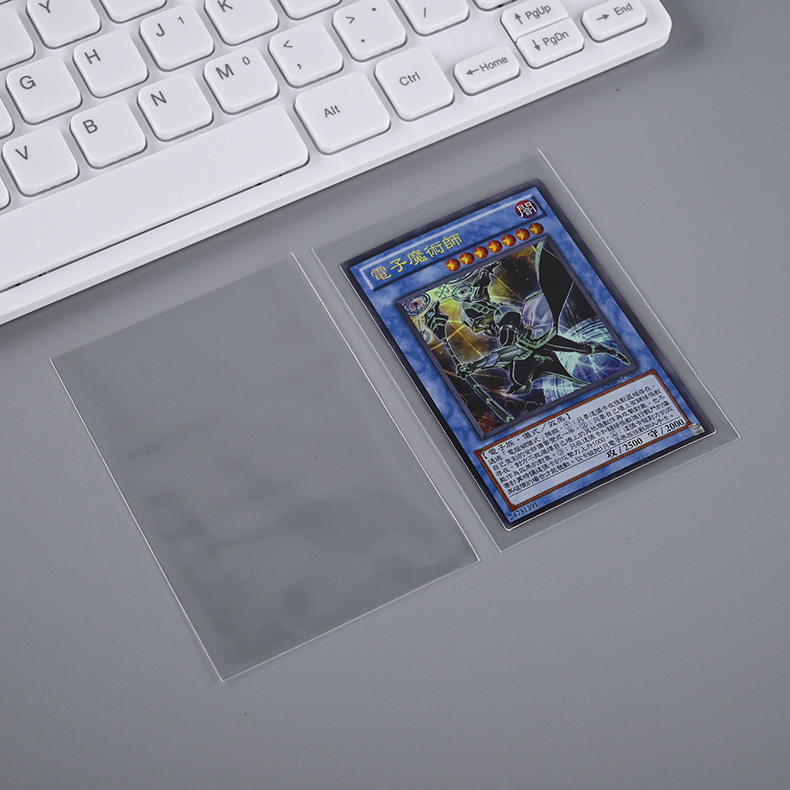 Fábrica al por mayor CPP transparente Tarjeta de 20 hilos tarjeta de juego de película titular tarjeta pequeña tarjeta Goka Game King Ultraman Tarjeta de Película autoadhesiva bolsa