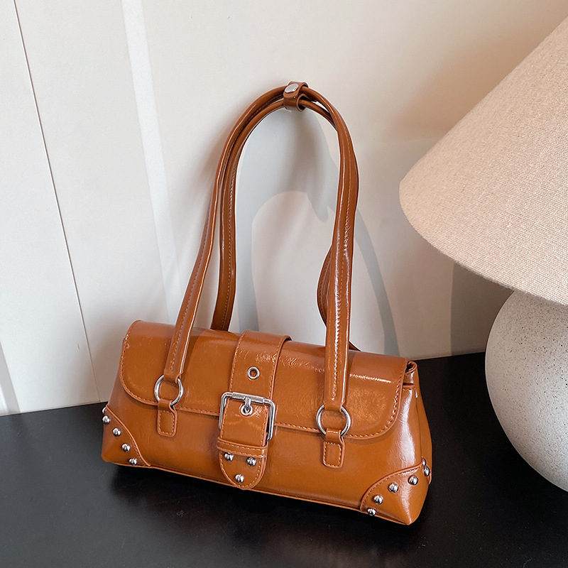 Cross-Border High-Quality Vintage Small Bag for Women 2026 New Fashion Pu Shoulder Underarm Bag Autumn and Winter Handbag Baguette Bag