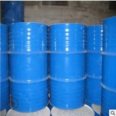 液体硅酸钠2.8M液体工业级泡花碱水玻璃厂家销售现货供应