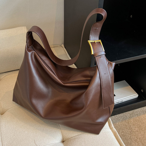 Korean retro bag women's bag  new fashion autumn popular shoulder bag versatile temperament crossbody armpit bag