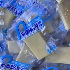 乳中情手斯乳豆腐はショ糖の原味がなくて、ばら積みに量って5斤をたたいて全部出します。