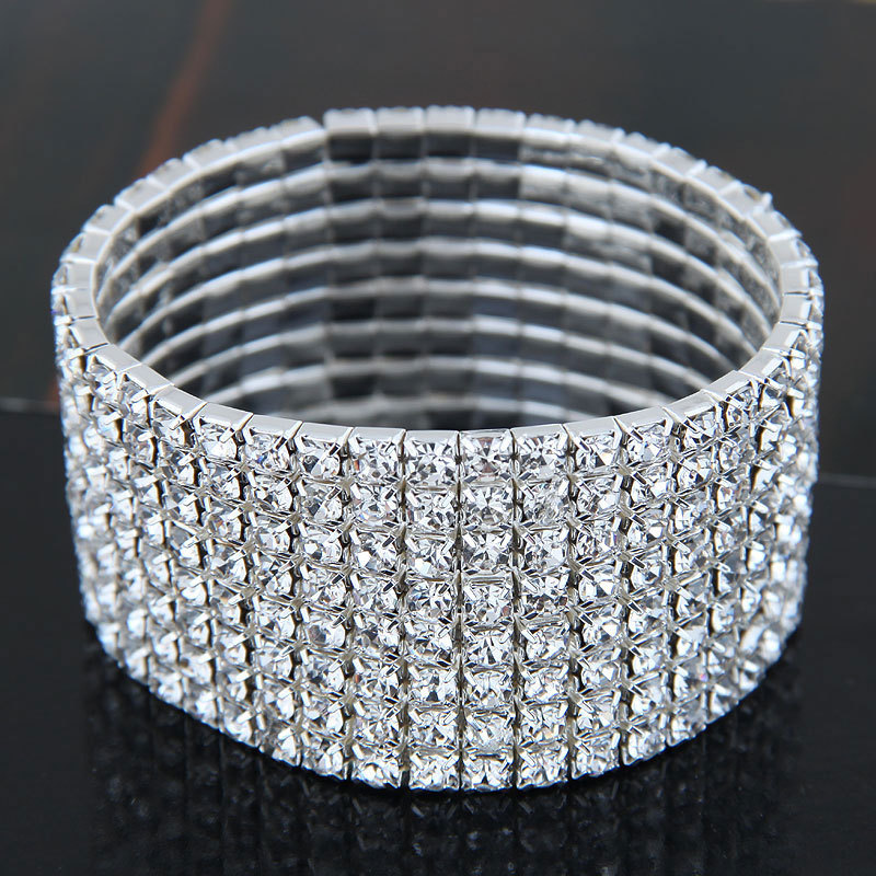 Luxurious Geometric Metal Inlay Rhinestones Women's Bracelets display picture 8