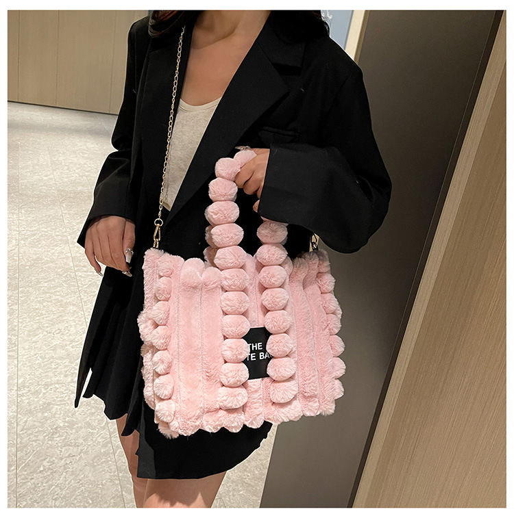 Women's Gender Winter New Portable Letter Fur Bag Large Capacity Women's Chain Shoulder Messenger Bag Tote Plush Bag