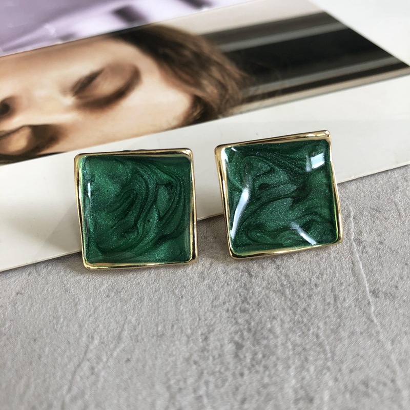 Retro Green Enamel Square Water Drop Pendant Earrings Wholesale Nihaojewelry display picture 30