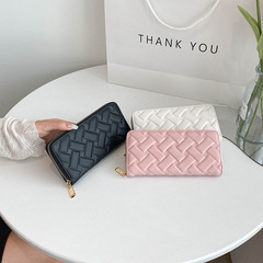 Foreign trade 2023 women's wallet new fashion fashion PU leather embossed casual clutch bag mid-length wallet mobile phone bag trendy