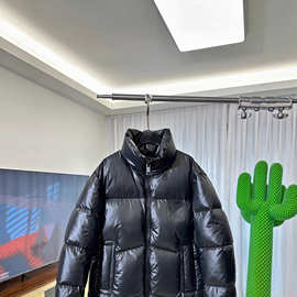 90鹅绒版本现货高品质P家新款立领面包羽绒服外套时尚百搭情侣款
