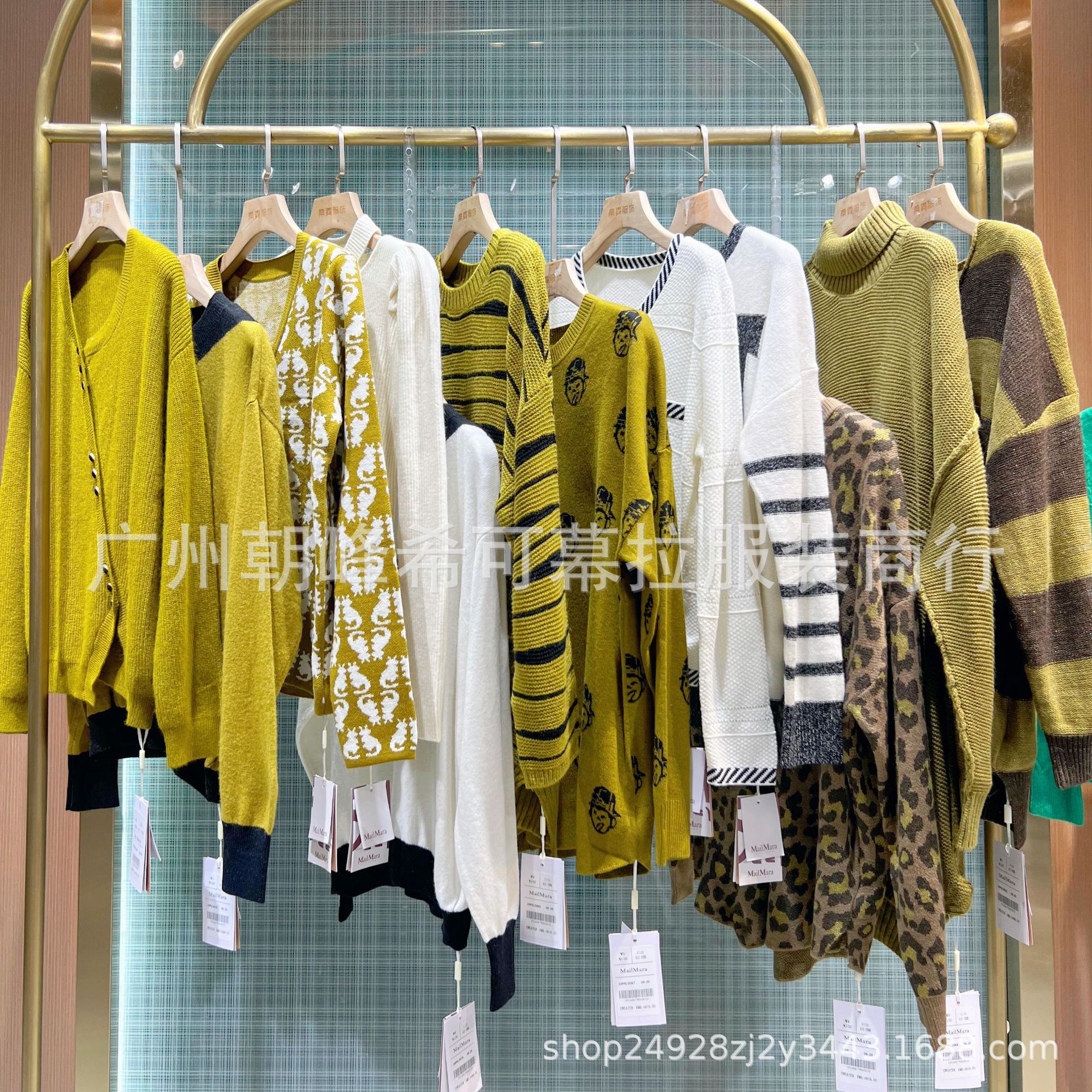 一线品牌尾货清仓处理春秋女装服装批发清仓断码专柜撤柜直播衣服