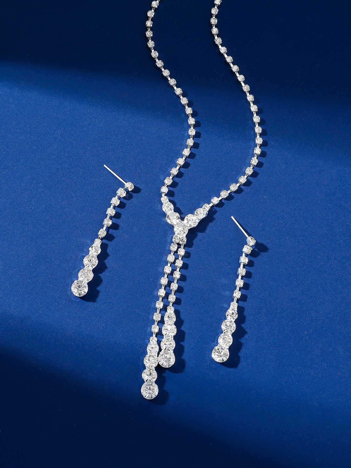 Bridal Necklace And Earrings Set With Rhinestone For Wedding_voghion.com