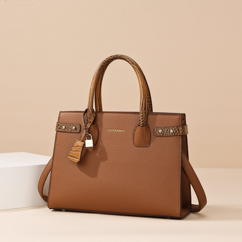 Women's Bag 2026 New High-End Commuter Shoulder Bag Large Capacity Fashionable Simple Hand-Held Tote Bag