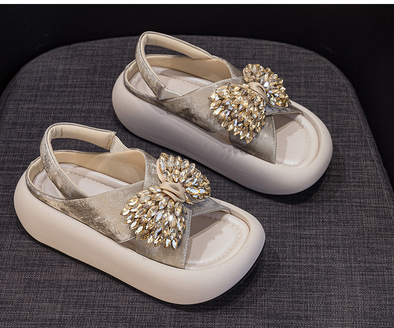 Sandal nữ quai chữ V đế xuồng cao 5 cm, nơ bướm đính đá lấp lánh — Màu be 5055, Màu vàng kim 5055 chi tiết 15