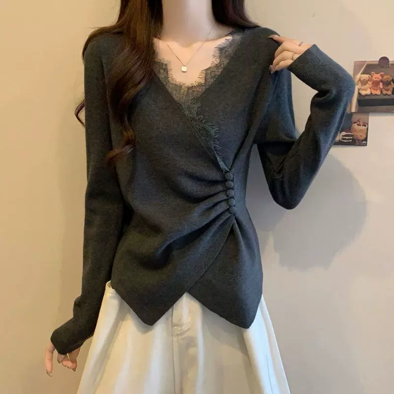 大码德绒设计感蕾丝拼接V领长袖T恤女秋冬季新款不规则交叉打底衫