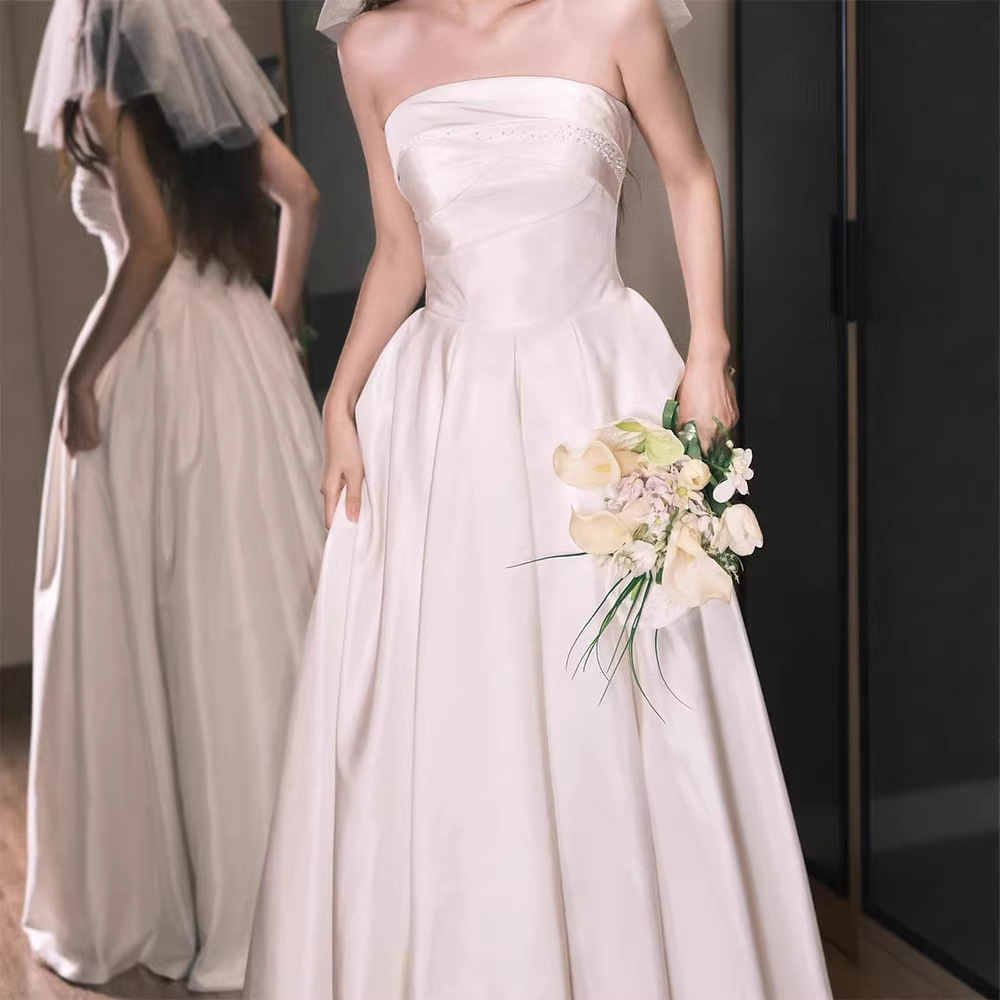 Strapless Light Wedding Dress, Simple Satin, Petite Bride, White Gown For Engagement And Marriage Registration, Elegant Wedding Dress For Going Out._ecoleips.com