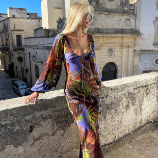 �B��ȹŮ�bӡ��Ů�͹��f�ђ첱С����2025�L��������L���B��ȹ