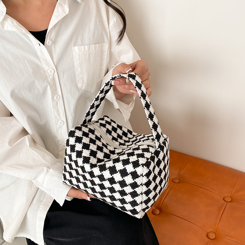 Bolsas de maquillaje transfronterizas de gran capacidad nuevas bolsas de mano a cuadros bolsas de almacenamiento de mujeres bolsas de acabado bolsas de cosméticos portátiles bolsas de lavado