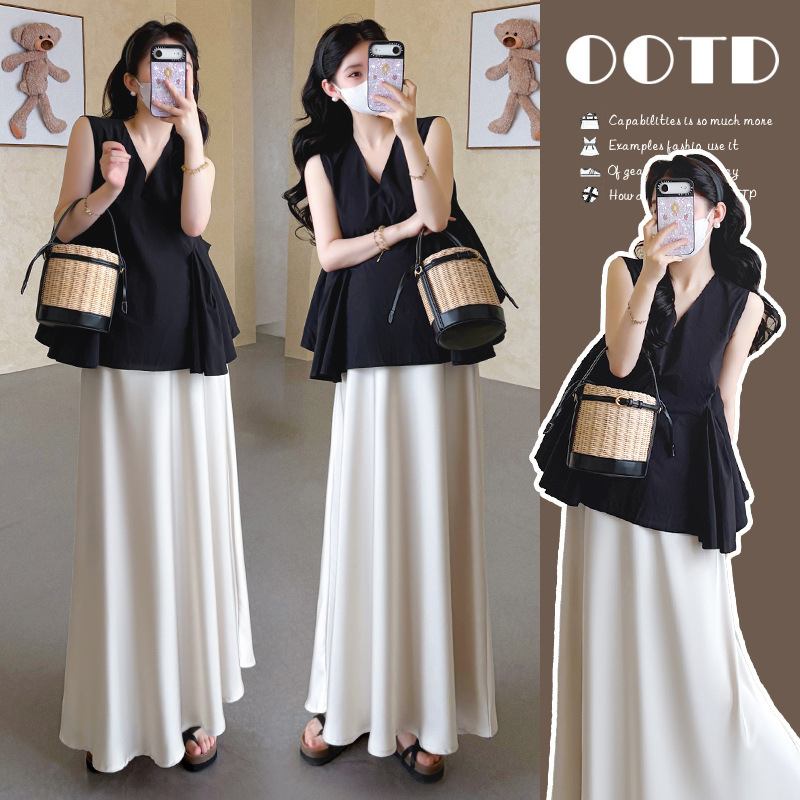 Maternity Outfit Summer French Style Elegant High-End Look 2026 New Sleeveless V-Neck Top and Belly-Supporting Skirt
