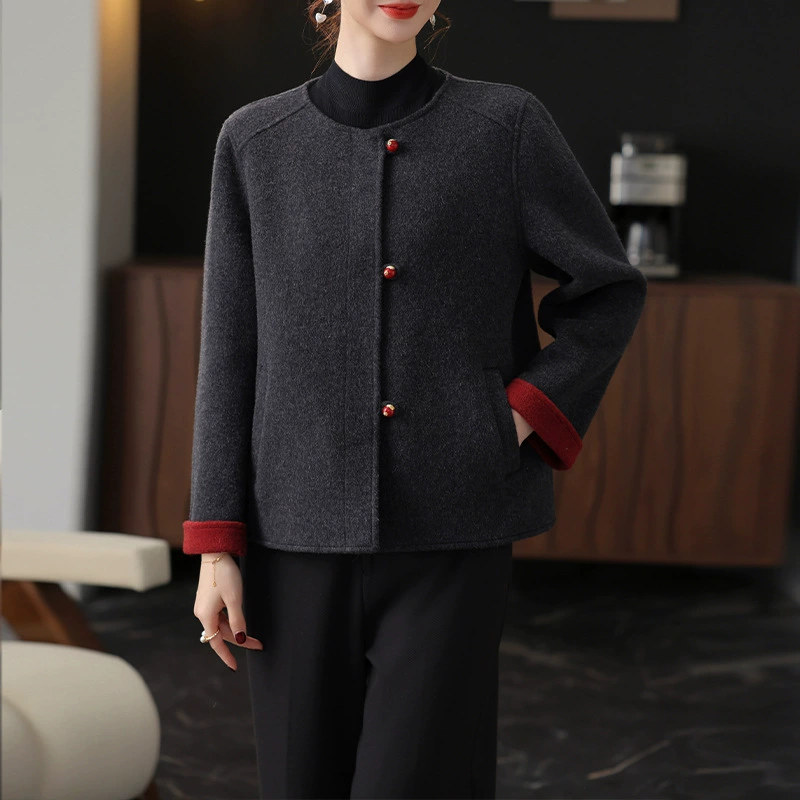 Мама одеваются 2024 осень и зима новое двухстороннее твидовое пальто Короткое ретро двухцветное темпераментное короткое шерстяное женское пальто