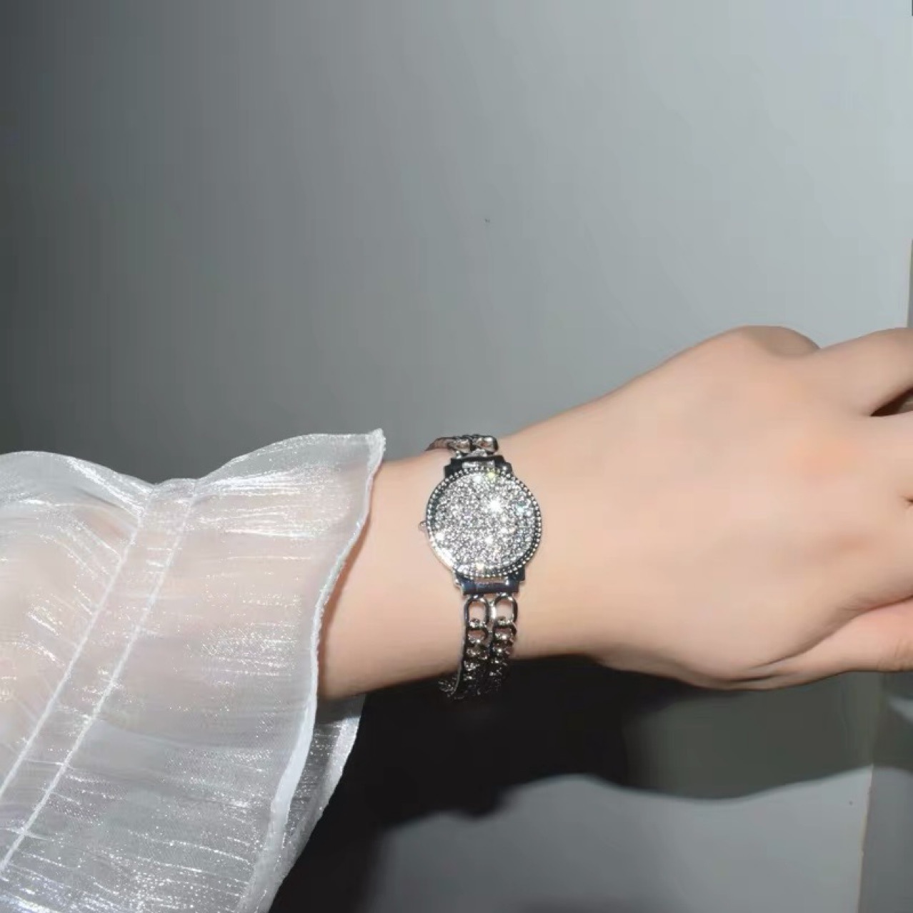 Korean Style Full Diamond Watch-shaped Bracelet display picture 3