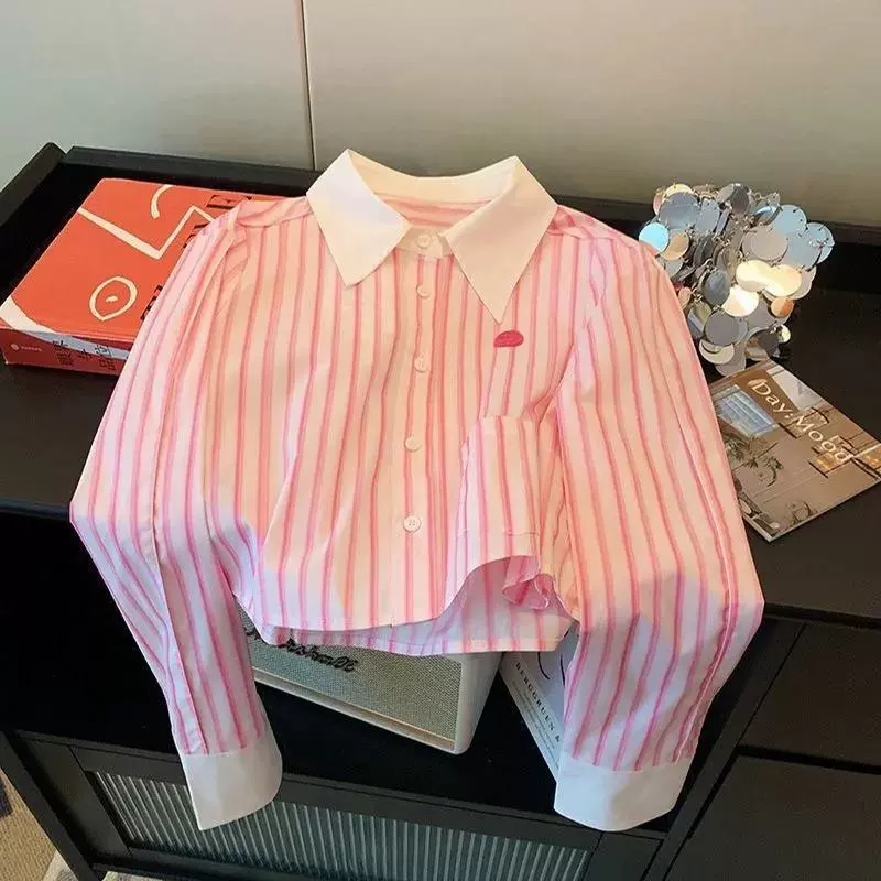Короткая женская рубашка с воротником-поло в розовую полоску, весна и осень, уникальный дизайн, универсальная, элегантная рубашка с длинными рукавами, уменьшающая возраст.