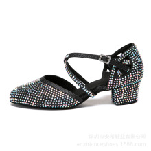 ��ɫ�ٴ�������Ь�W�����I���^Ħ����Ь�F����Ь�V���轻�x����Ь