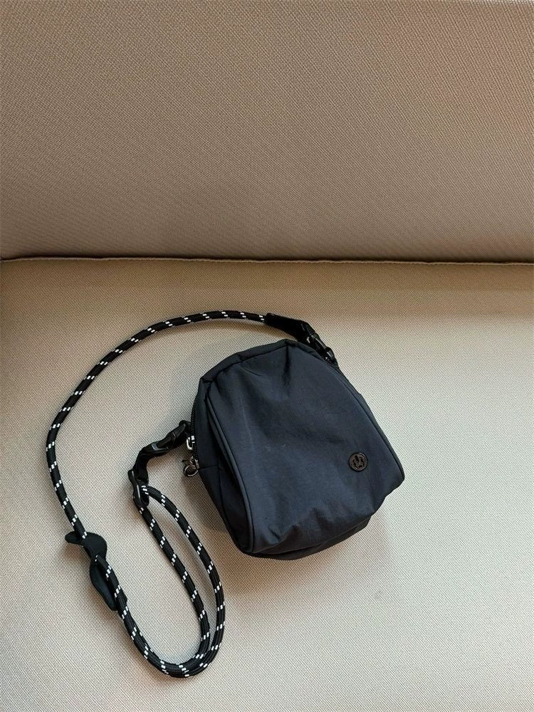 Quality small small bag, bag strap one shoulder, purse
