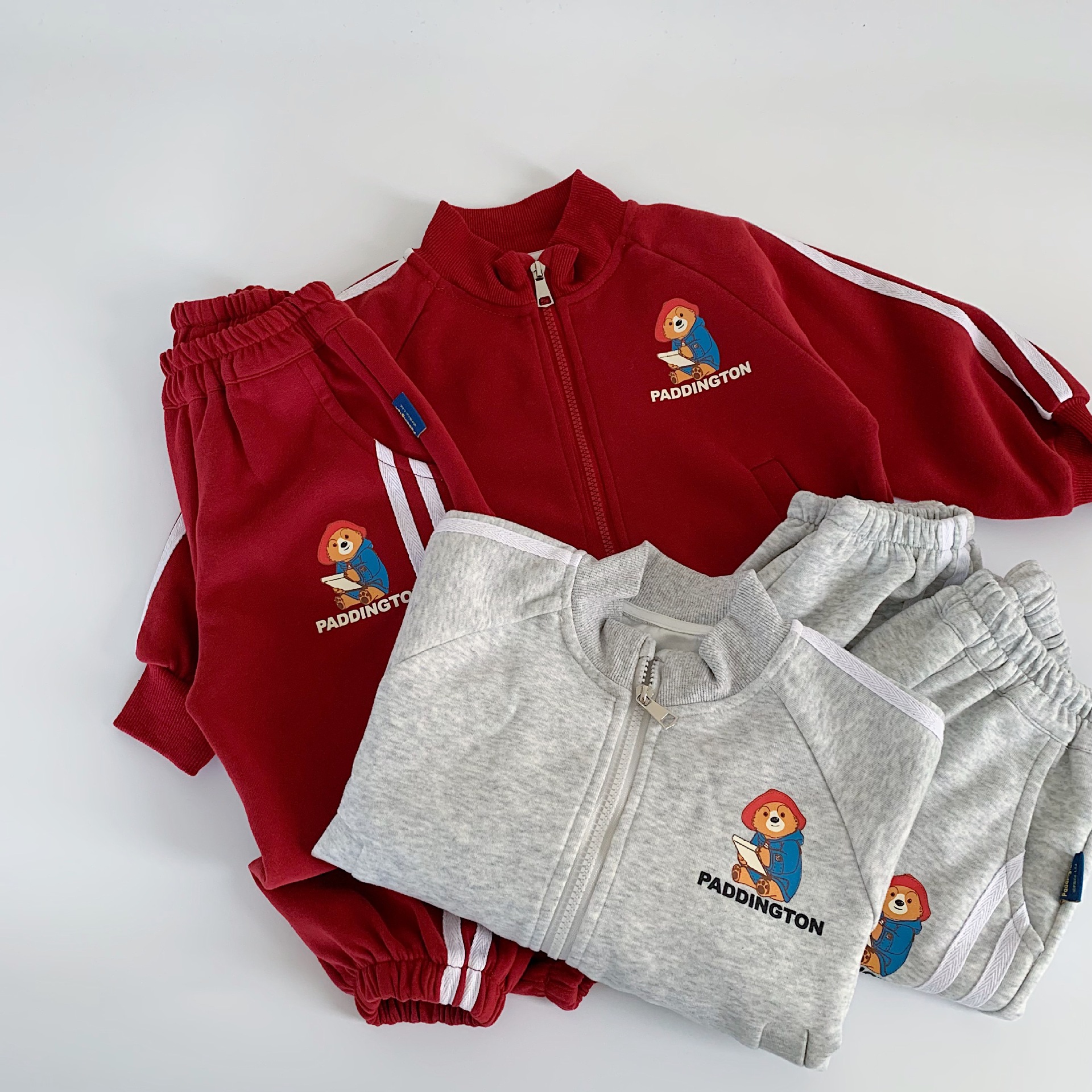 Mei Bao conjunto infantil 2025 primavera y otoño estilo coreano de dibujos animados para bebés hembra y hembra, oso Paddington dos piezas de ropa interior para niños
