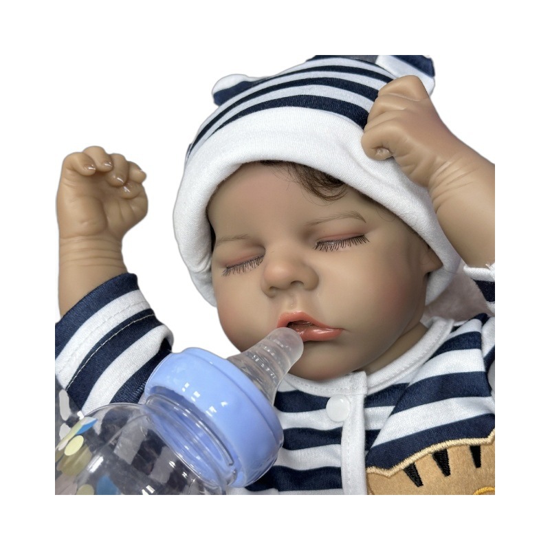 Muñecas de bebé realistas muñecas de goma blando transfronterizas mini muñecas de niños muñecas pesadas fabricantes de muñecas directas Zheng Henghua