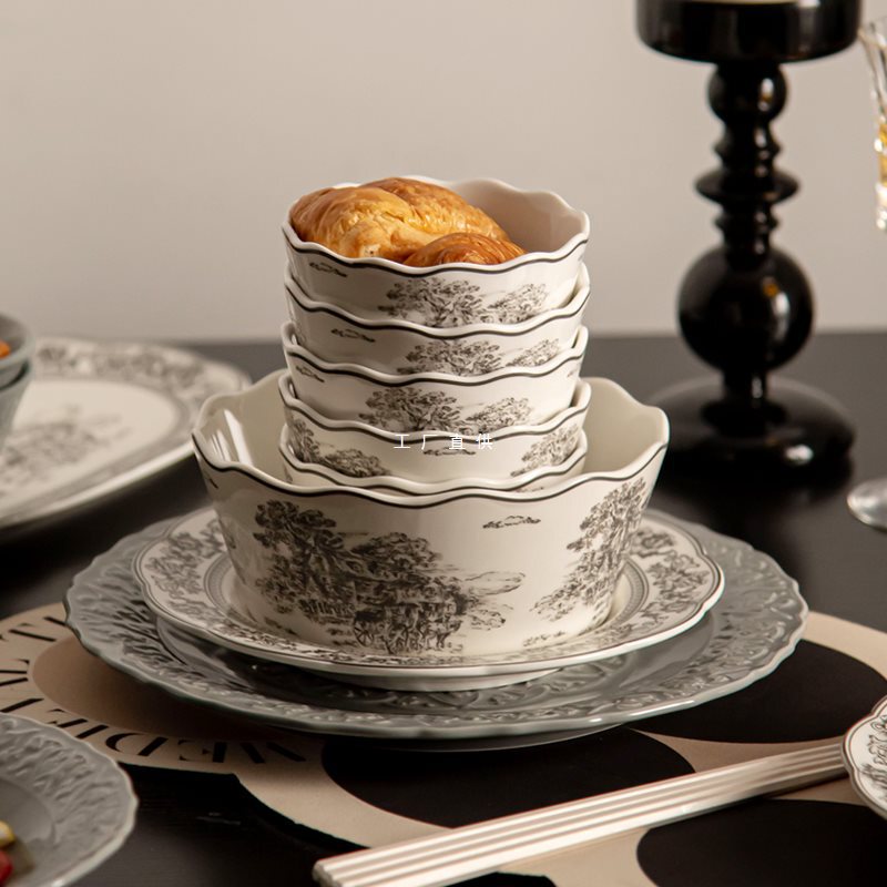 French Vintage Dishes Housewarming Tableware Embossed Plate Bowl Sense Household Ceramic Dishes Western Food Dinner Plate Set