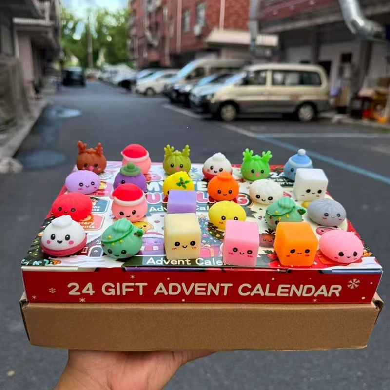 Christmas Squishy Advent Calendar · 24 Surprises