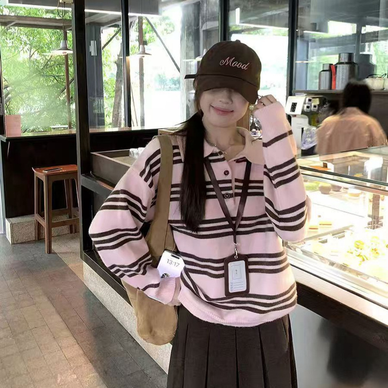 2026 New Style Striped Pullover Polo Sweater with Color-Blocking, Korean Style, Loose Fit, Suitable for Spring, Autumn, and Winter, Wholesale for Women 2026 New Style Striped Pullover Polo Sweater with Color-Blocking, Korean Style, Loose Fit, Suitable for Spring, Autumn, and Winter, Wholesale for Women