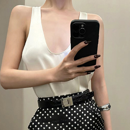现货小香缎面U型领低胸百搭背心上衣波点印花包臀半身裙中长套装|undefined