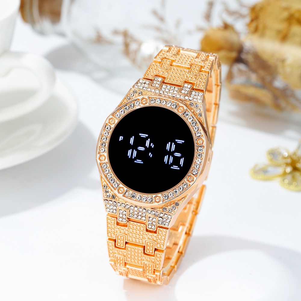 2024 Neue Luxus-Diamantarmband-Legierungsstahlband LED-Anzeige Touchscreen Damenuhr_voghion.com