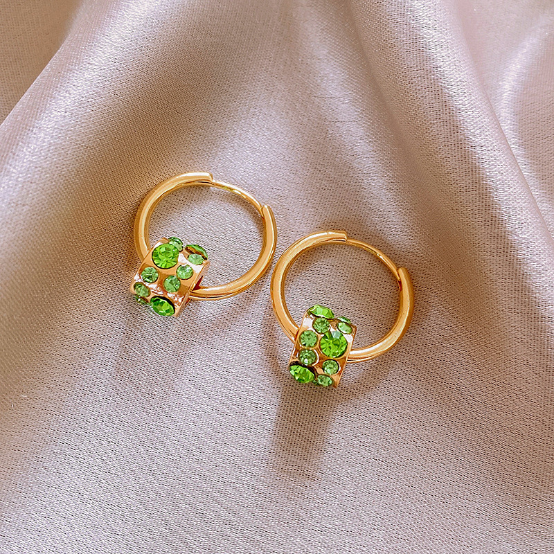 Aguja de plata, circón, diamantes, pendientes geométricos, lujo ligero, pendientes simples, de alta gama, pendientes, temperamento, pendientes de todo fósforo, mujeres al por mayor