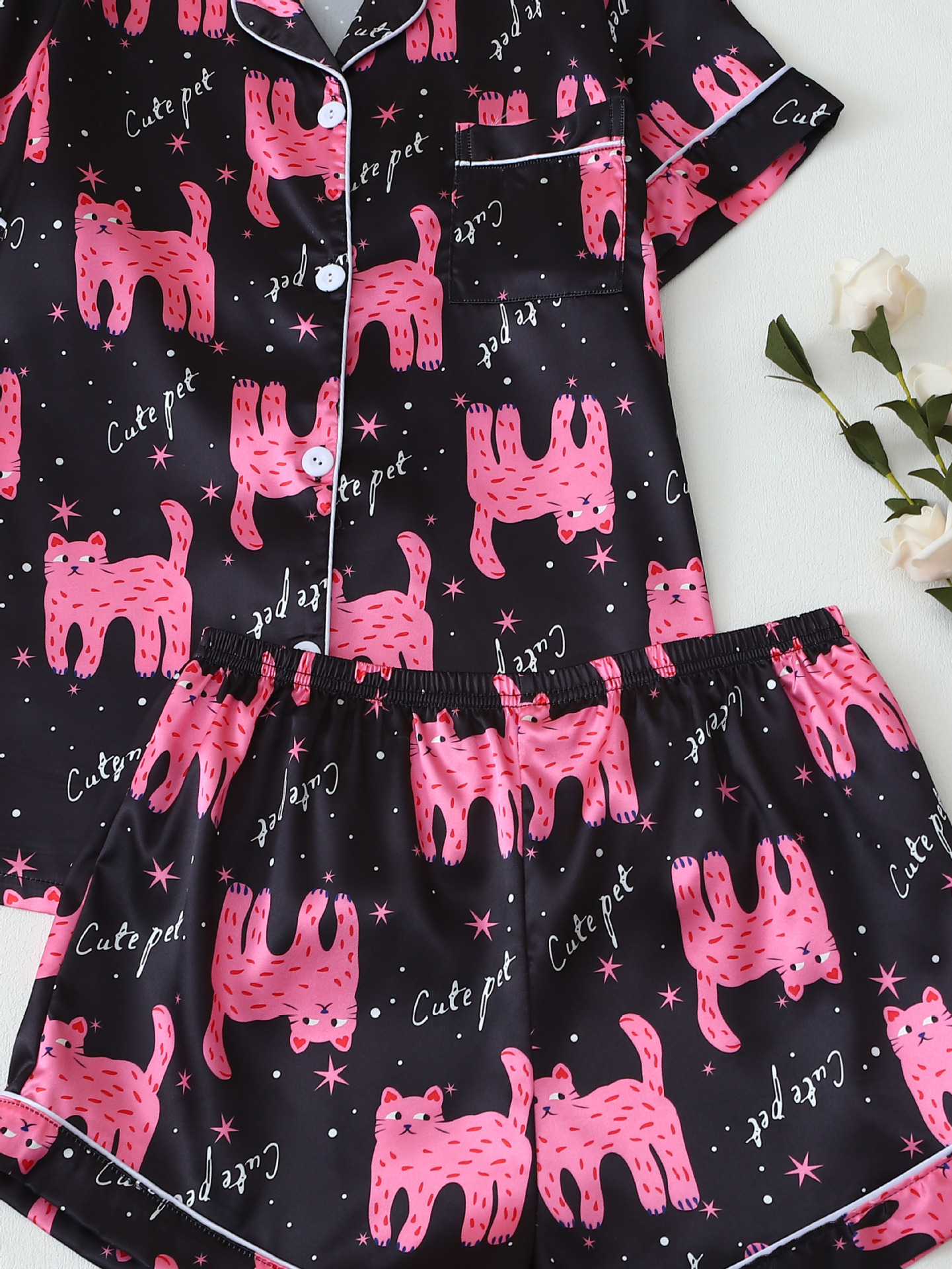 Dam pyjamas set satin svart kattryck kortärmad knapp_voghion.com