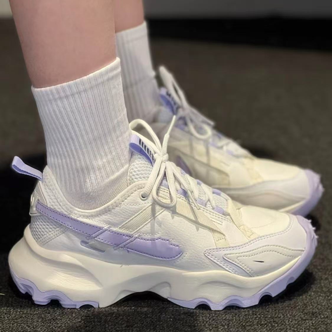 Cross-border direct sales: Putian shoes, the popular TC7900 model, retro dad shoes, low-top, versatile casual running shoes