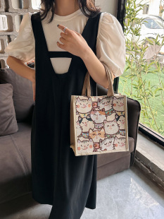 �羳���l���e���ذ��μ��Ůʿ�����r�г�����ͨͨ�ڰ��S��ֱ�N