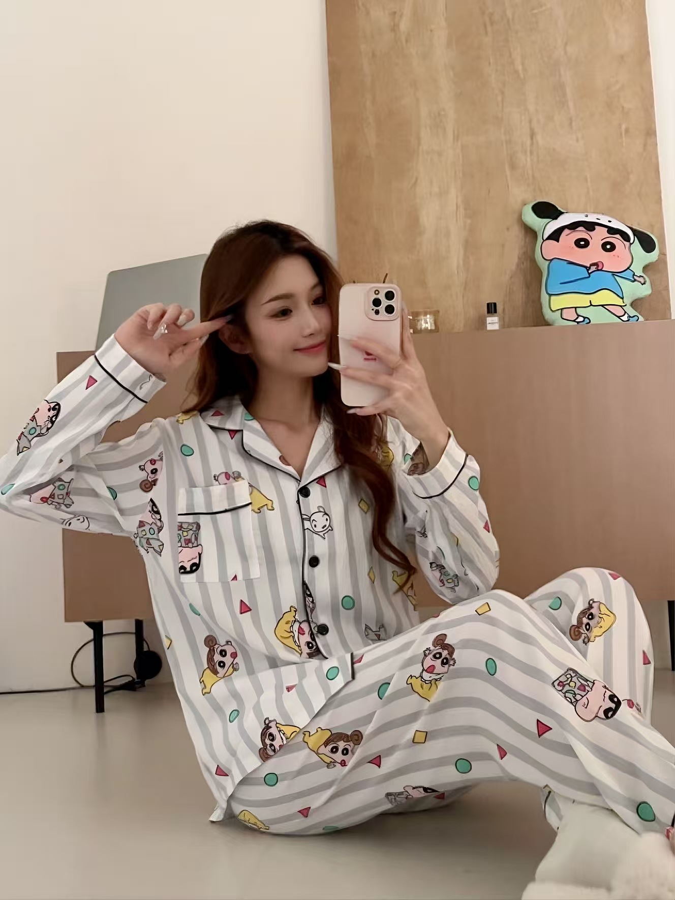 Al por mayor transfronterizo 2026 nuevo pijama de mujer nubes de algodón pantalones de manga larga cardigan con solapa de dibujos animados ropa para el hogar se puede usar fuera