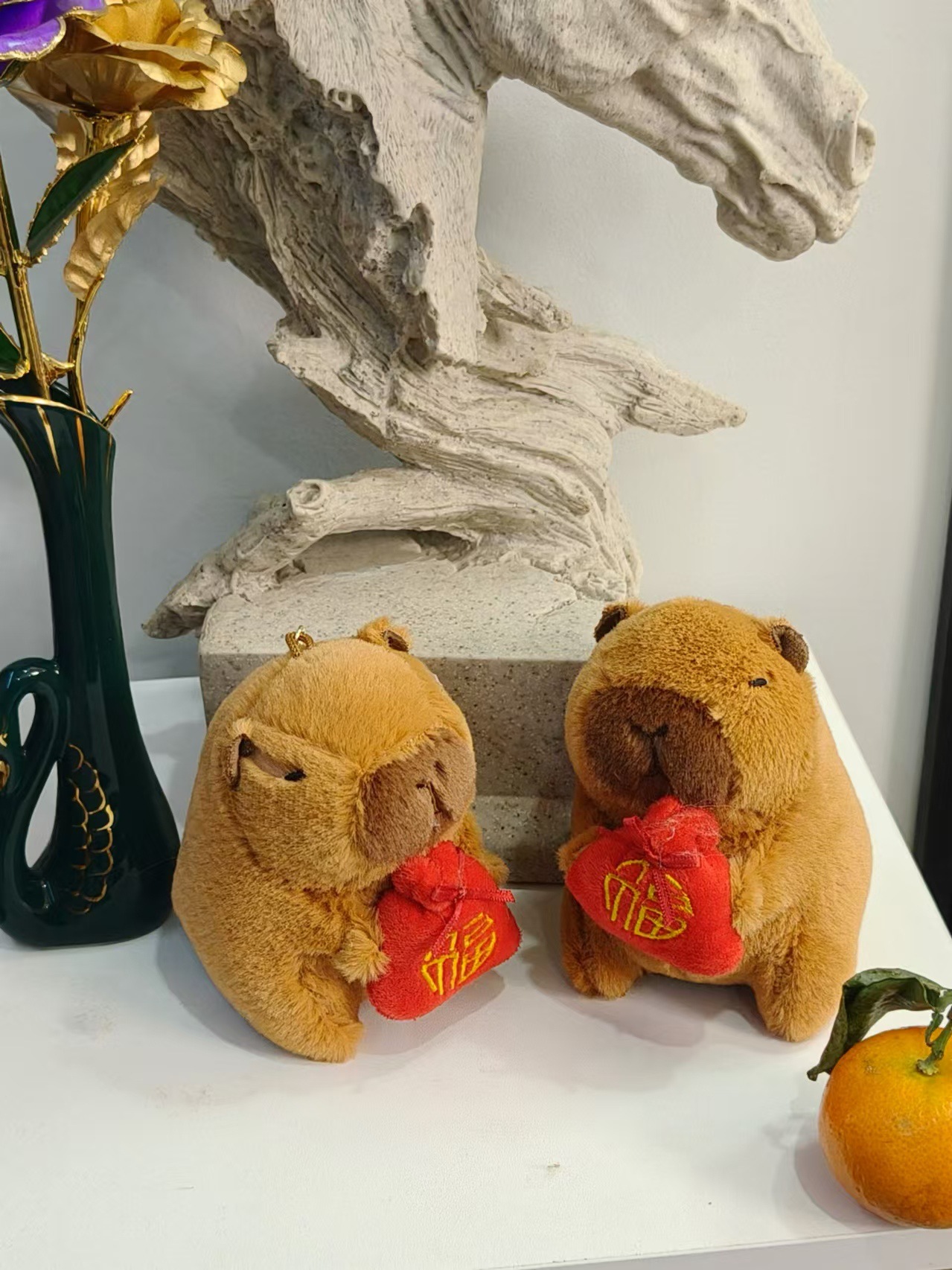 갈색 복주머니 카피바라