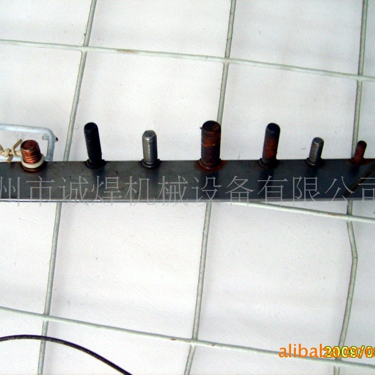 ���ݳϺ���Ӧ�ݶ������������㺸������ĸ�Զ��㺸��