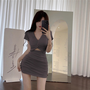 �������L�ļ������U�ն��������B��ȹ�o�����¿����ȹС���Ӷ�ȹ