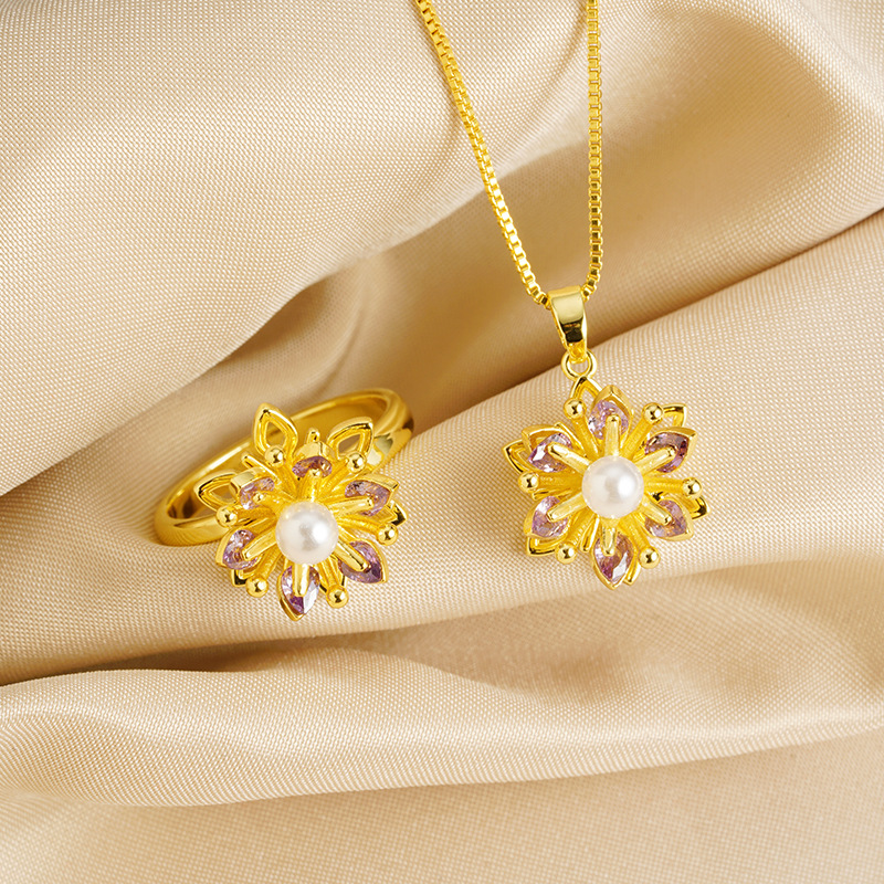 Collar de flores de amatista de oro de arena universal simple imitación de anillo de corazón de perla combinación de aleación de cobre lujoso retro ligero