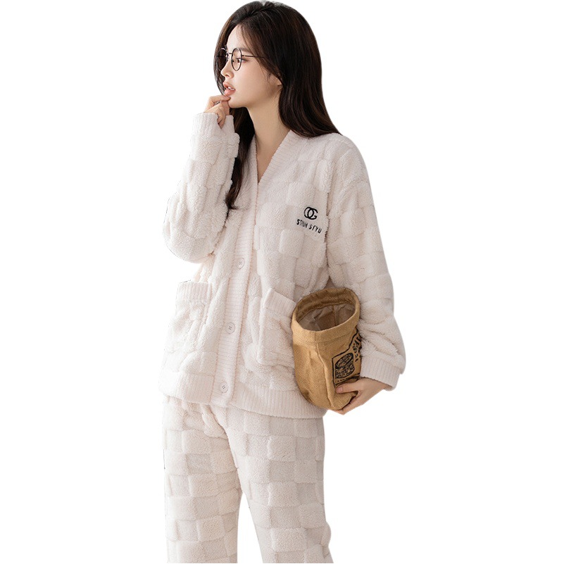 Pijamas de Coral para Mujer, Estilo Influencer, Forradas de Felpa y Engrosadas para Invierno, Nuevo Cárdigan de Franela para Otoño e Invierno 2025, Ropa de Estar por Casa.