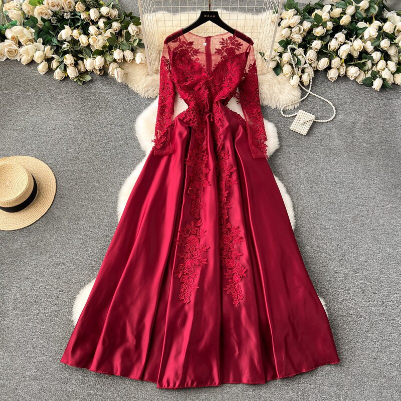 Carefully Selected High-End Dresses, Classy Accessible Luxury Niche Embroidered Mesh Long-Sleeved Red Toast Dresses, Light Wedding Dresses with Elegant