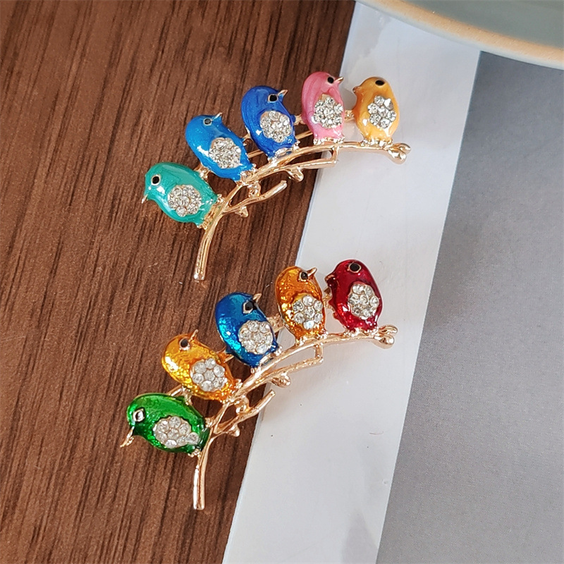 Alloy Material Women's Gender Cute Retro Simple Style Pin Alloy Plating Inlay Zircon Women's Brooches