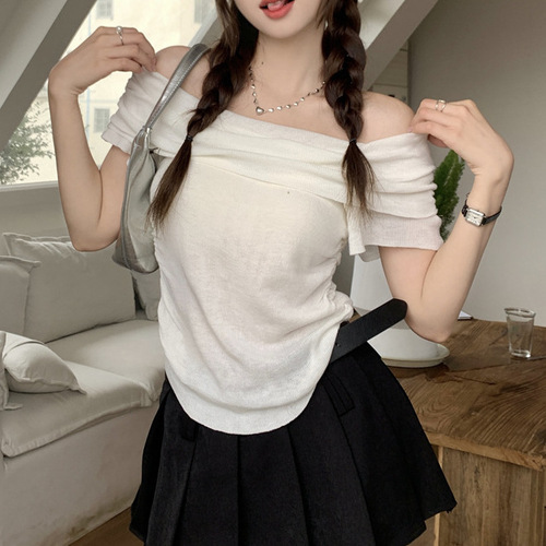 Gray One-Shoulder Short-Sleeve Knit Top for Women - Summer 2025, Fitted, Short Height, Versatile, Trendy