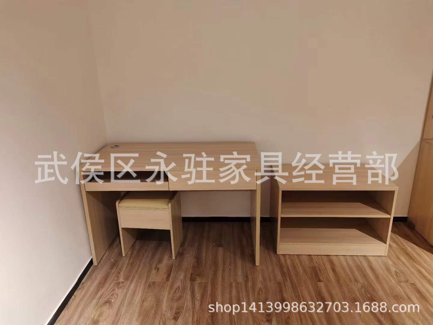 板式标间套房产品