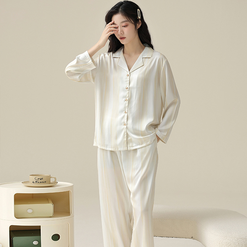 Solid color silk autumn pijama