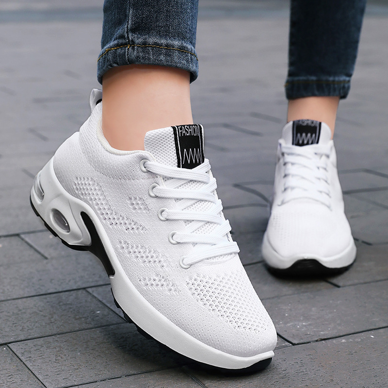 Women's Shoes 2026 New Korean Style Fashion Trendy Foreign Trade Running Shoes Soft Sole Breathable Sports Shoes Air Cushion Shoes for Women
