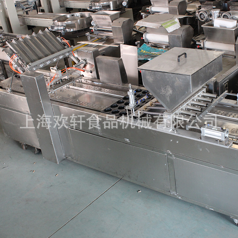 全自动蛋糕机 放纸杯浇注一体蛋糕机器 多功能蛋糕设备