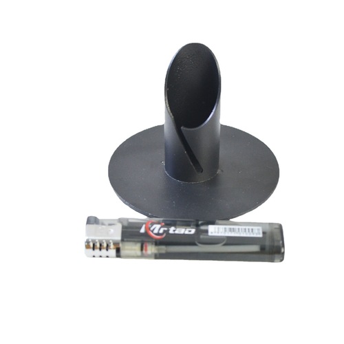 New  Black Iron Candlesticks European Style Desktop Simple Slanted Candlesticks Wholesale Metal Candle Holders