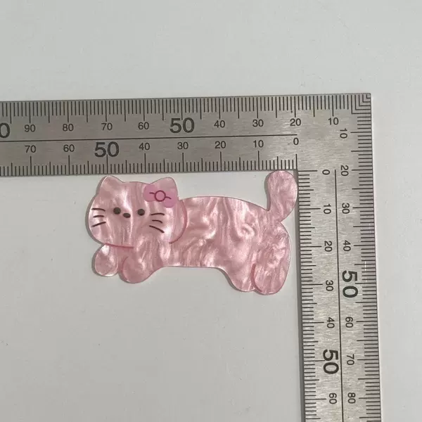 Running type [pink cat]